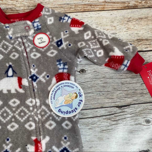 🎄3/$25🎄Xmas Family Pj’s- kids size 2/3T - Picture 2 of 2